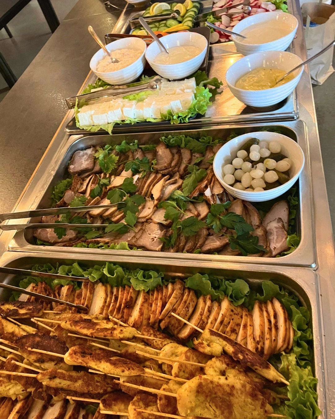 Varma matlådor från Emanuels Restaurang i Uddevalla
